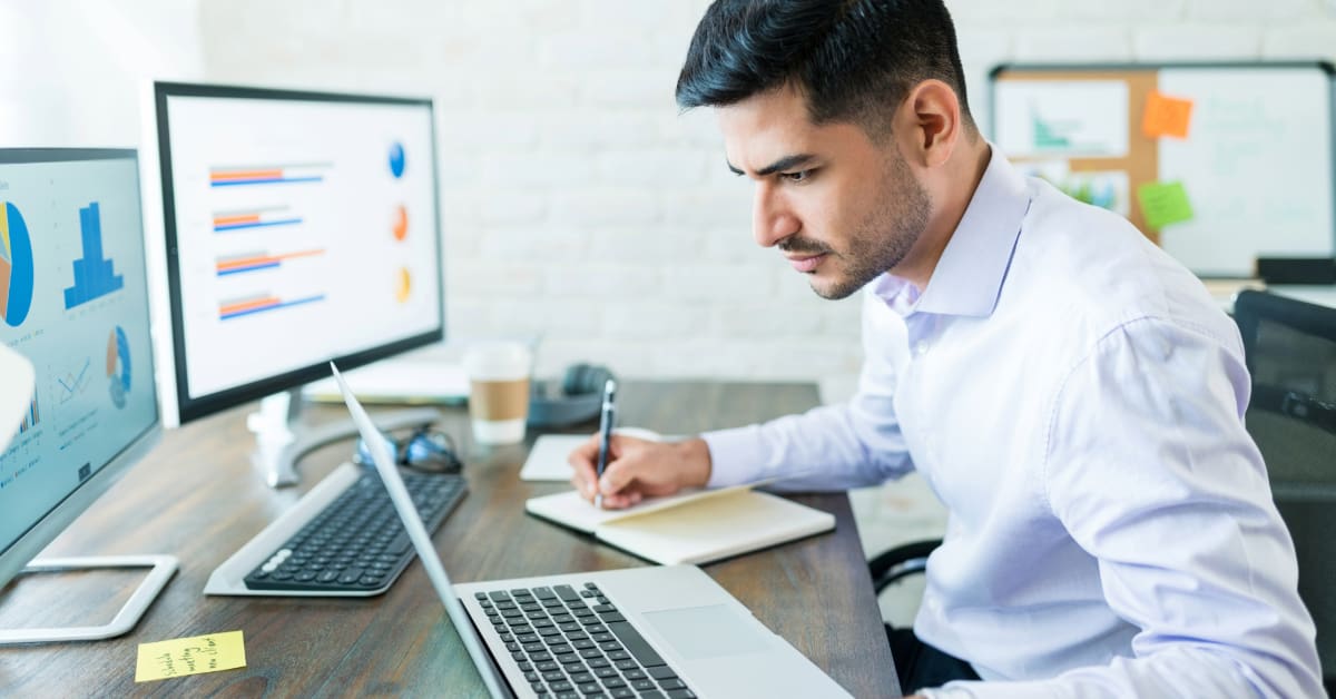 Sales representative using a done-for-you sales system Sales representative using a done-for-you sales system